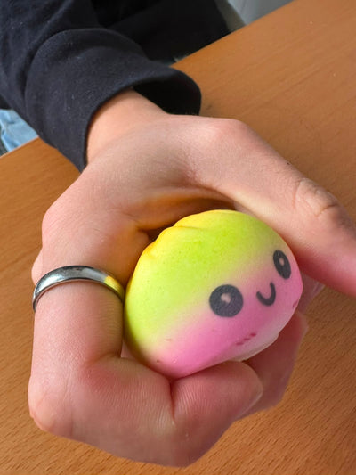 Kundenfoto Hamza - Squishy in der Hand